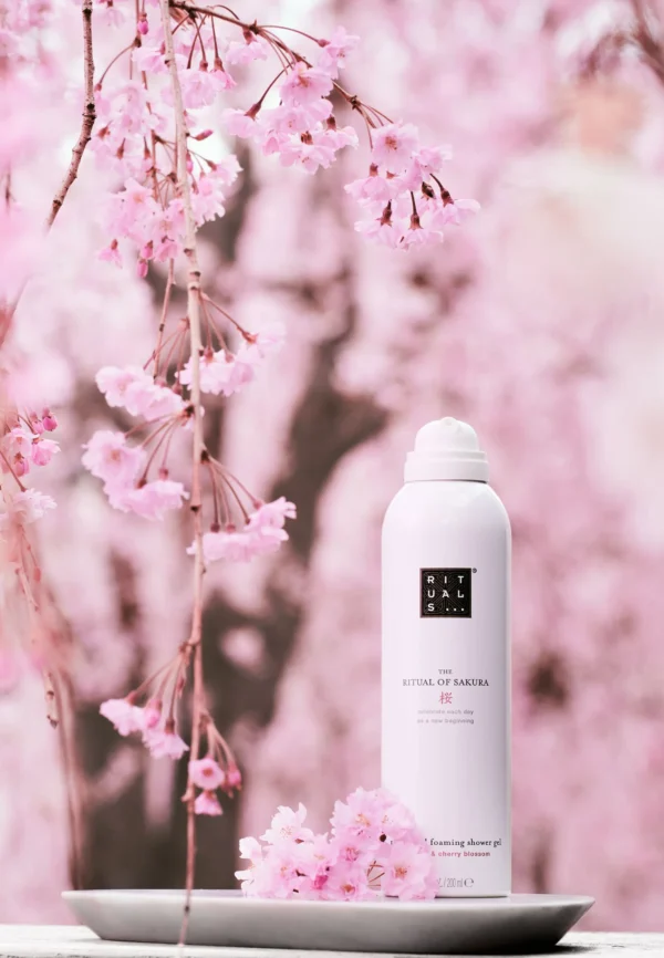 THE RITUAL OF SAKURA - FLORAL - CHERRY BLOSSOM & RICE MILK - Shower gel THE RITUAL OF SAKURA - FLORAL - CHERRY BLOSSOM & RICE MILK - Shower gel