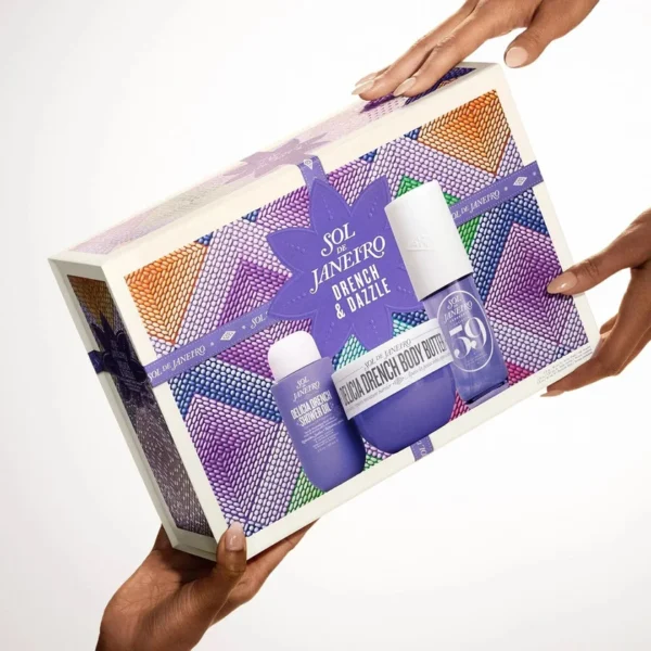 Sol de Janeiro Drench and Dazzle Delícia Drench Gift Set Shower Oil Body Butter Cheirosa 59 Perfume Mist Sol de Janeiro Drench and Dazzle Delícia Drench Body Routine Gift Set Cheirosa 59